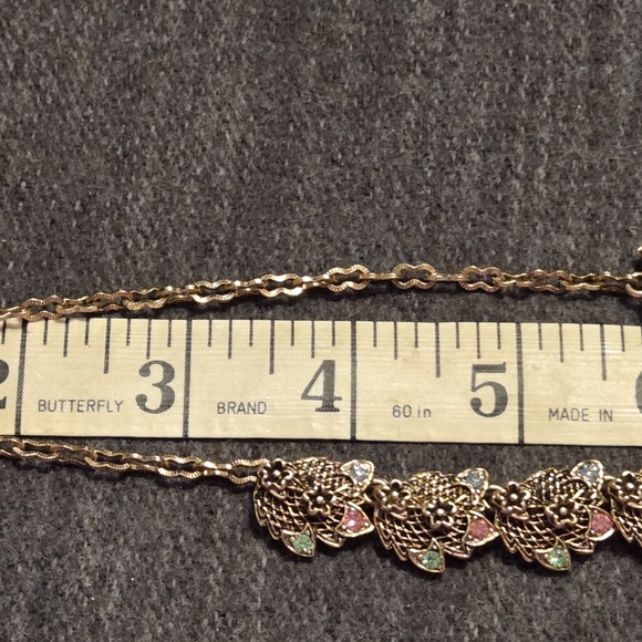 Vintage Gold Tone Floral Necklace 14" & Bracelet 6" Set Spring Easter Grannycore - Picture 5 of 6